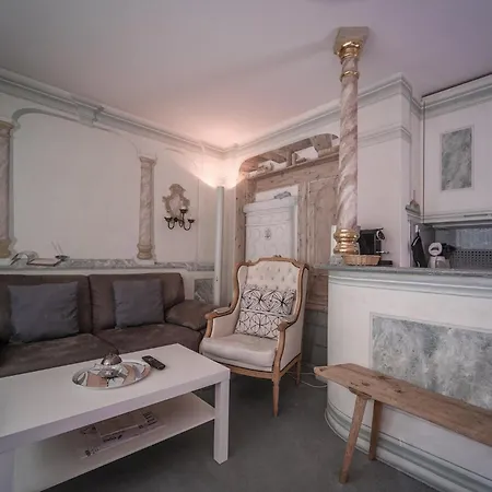 Paradies 507 أروسا